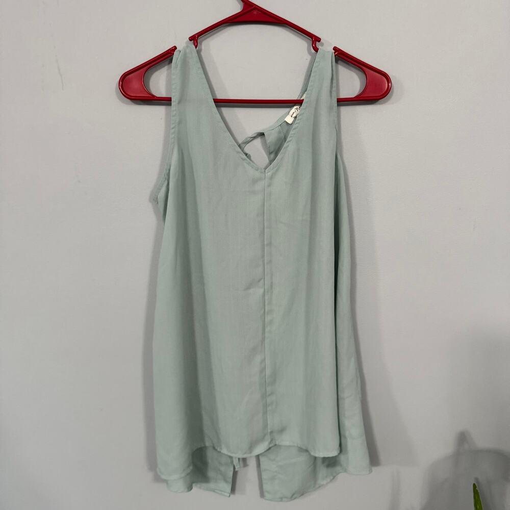 Simply Noelle Light Green Tie Back Sleeveless Top Size Small / Medium / 8 - 10